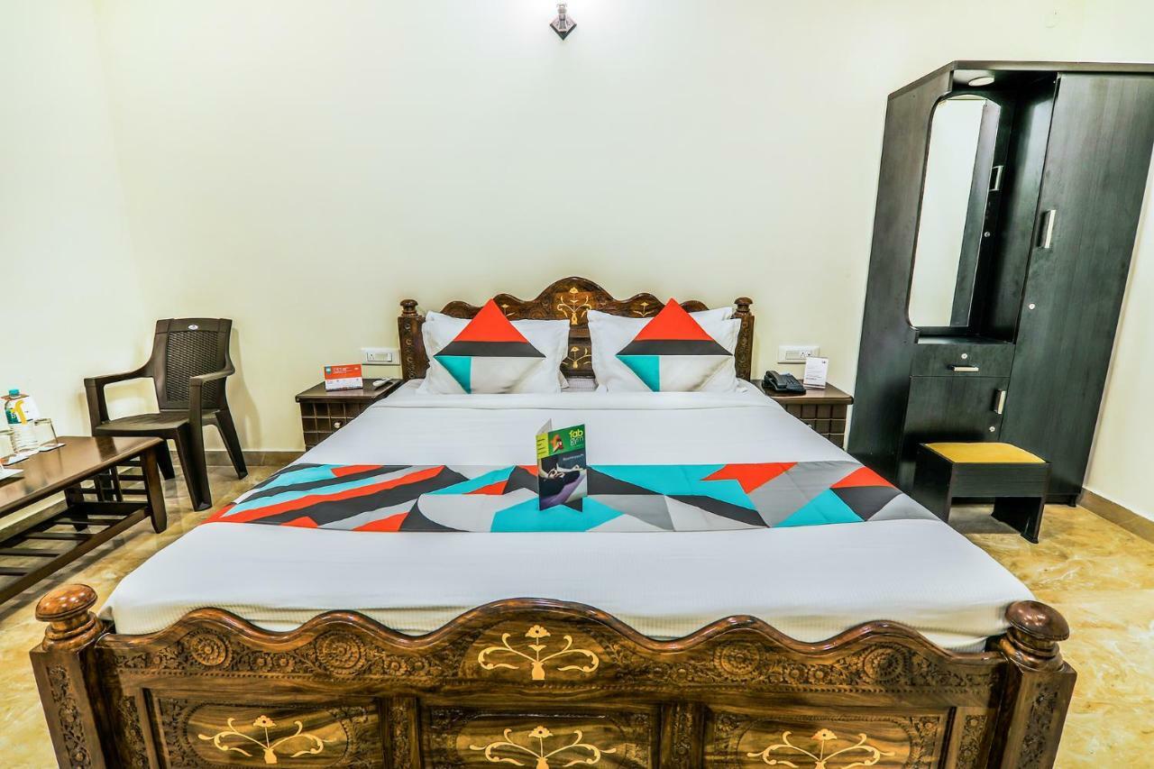 Fabexpress Royal Hideway Resort Udagamandalam Exterior foto
